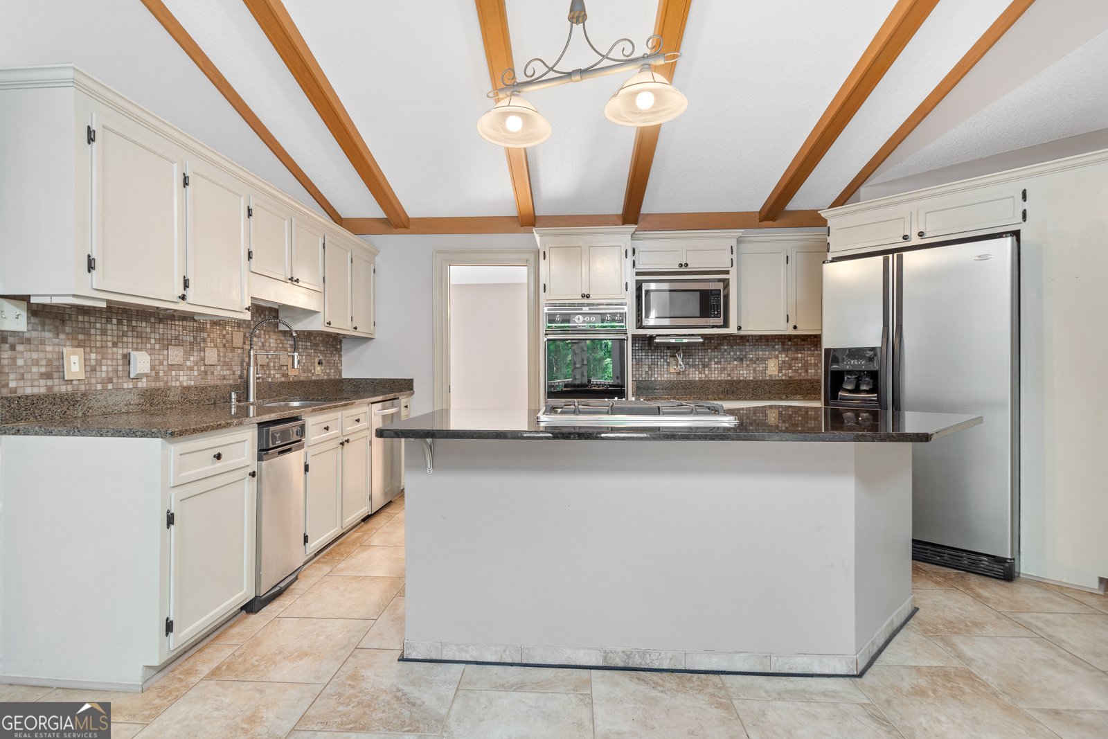 664 River North Boulevard Macon - 16
