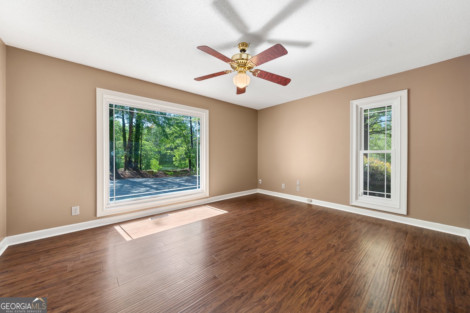 664 River North Boulevard Macon - 34