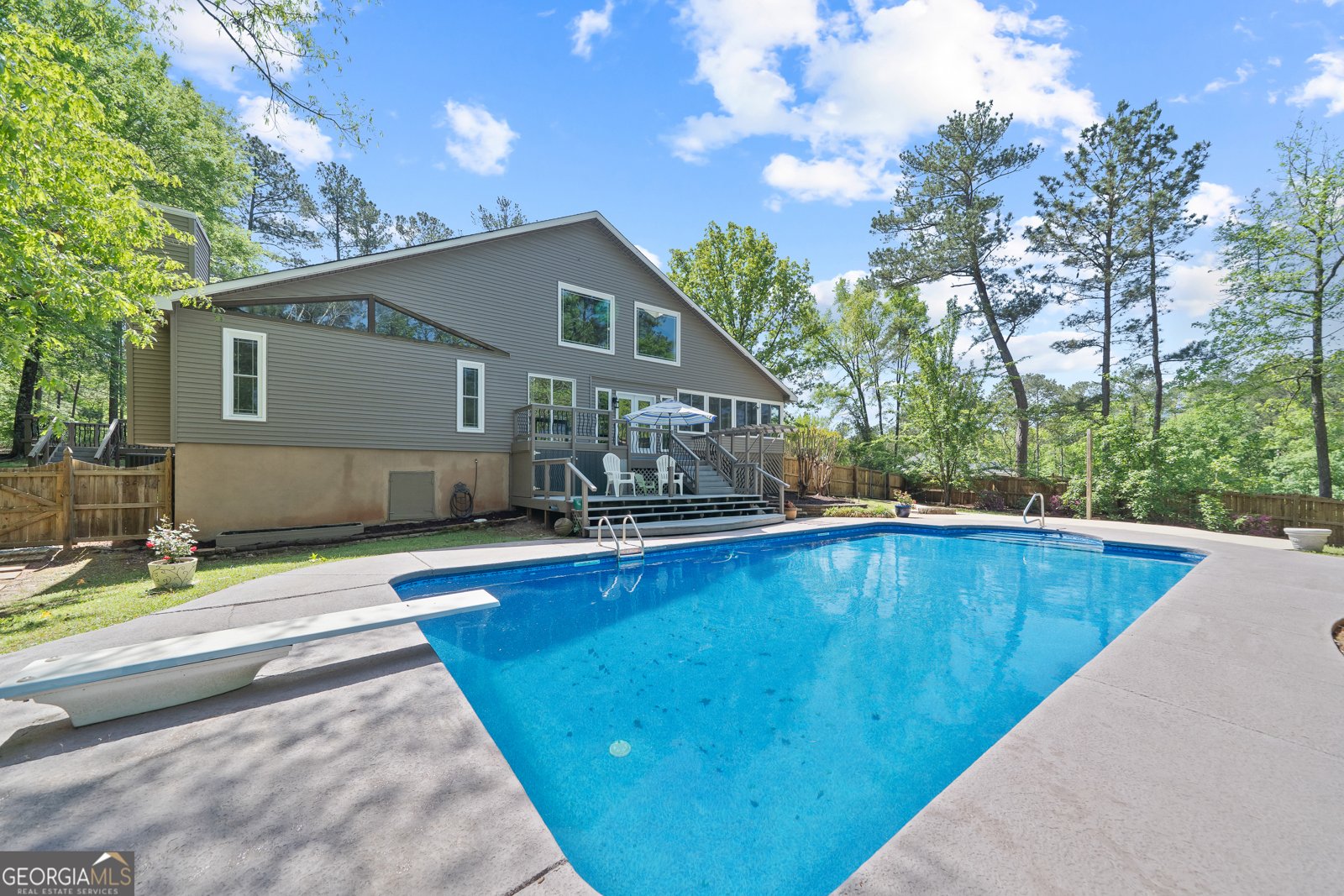 664 River North Boulevard Macon - 55