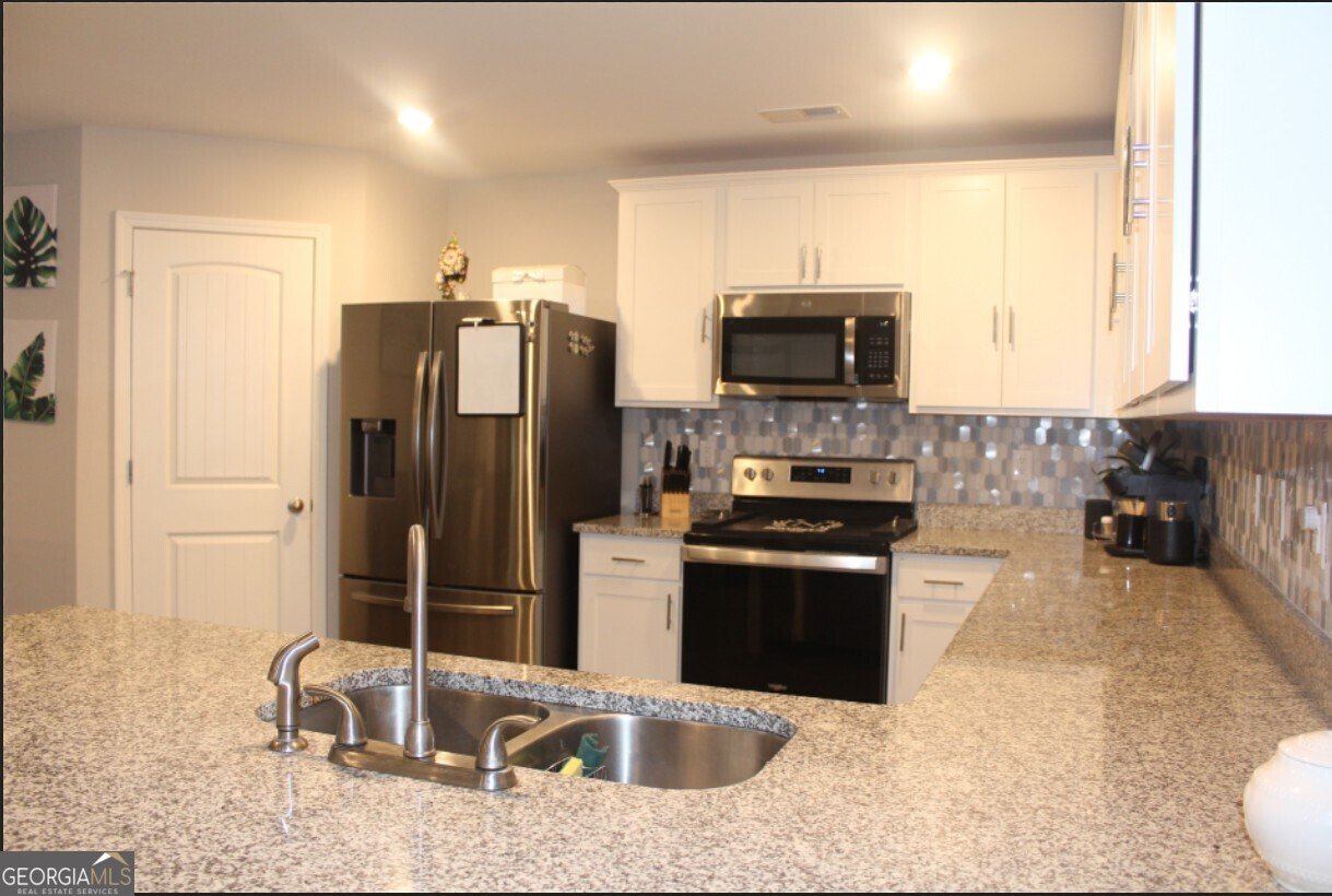 152 Caroline Court Macon - 11