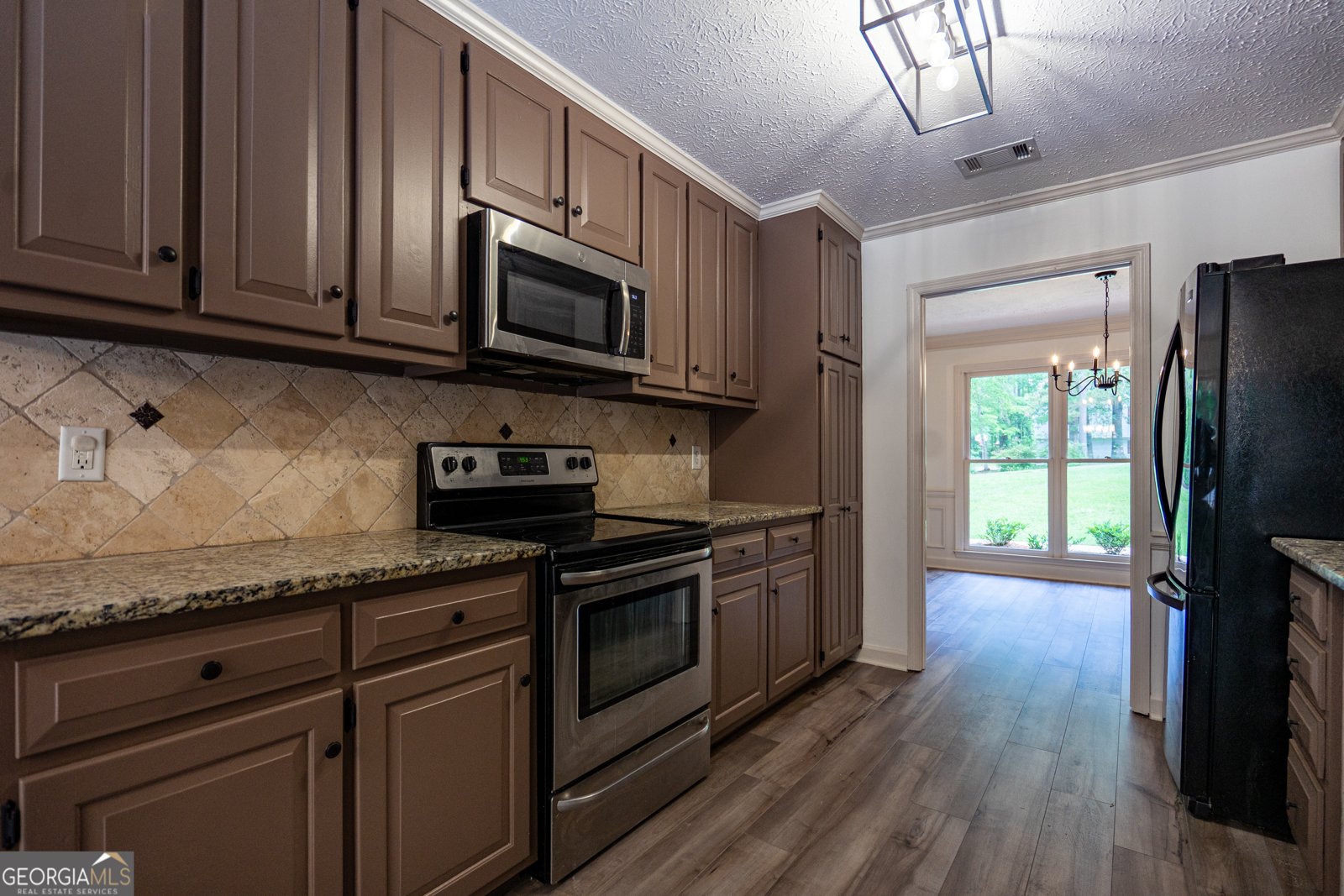 106 Powers Court Lagrange - 8