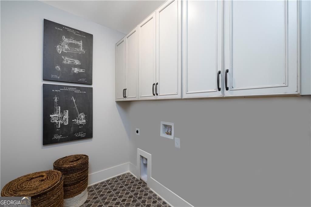 301 Sobeck Way Canton - 40