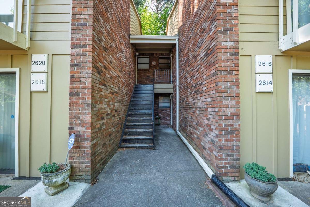 2618 Stoney Creek Road Marietta - 29
