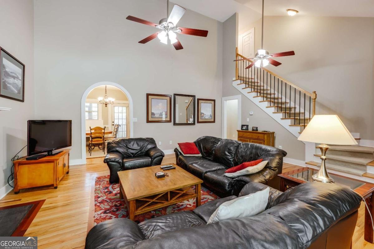 90 Hart Avenue Athens - 11