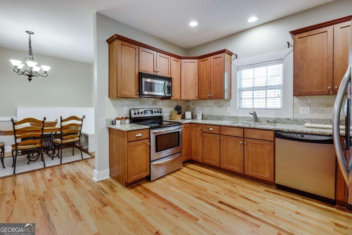 90 Hart Avenue Athens - 16