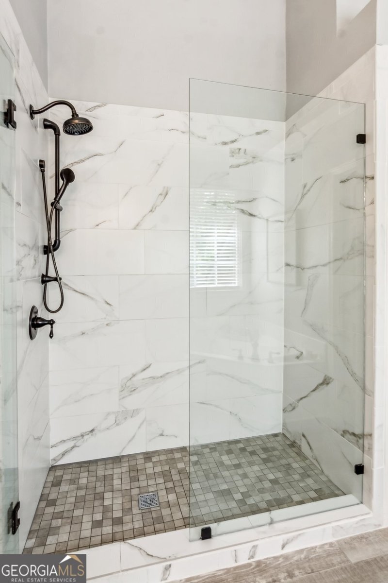 4750 Spring Wood Trace Cumming - 30