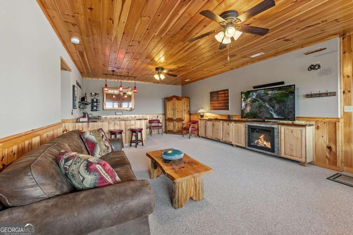 218 Chickadee Drive Blue Ridge - 45
