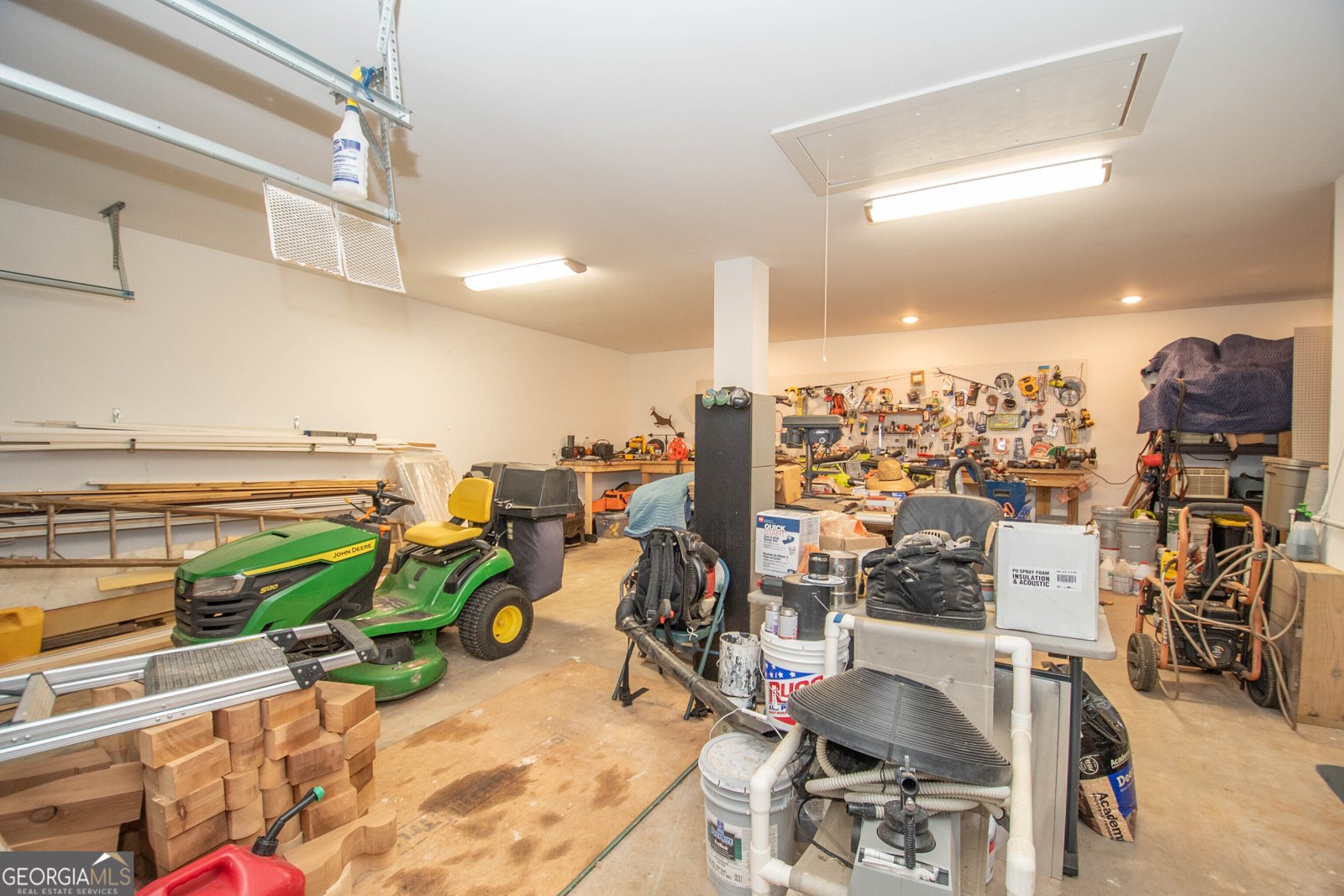 14 Robinson Street Newnan - 98