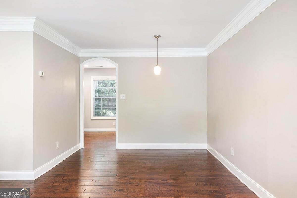 6980 Roswell Road Atlanta - 10