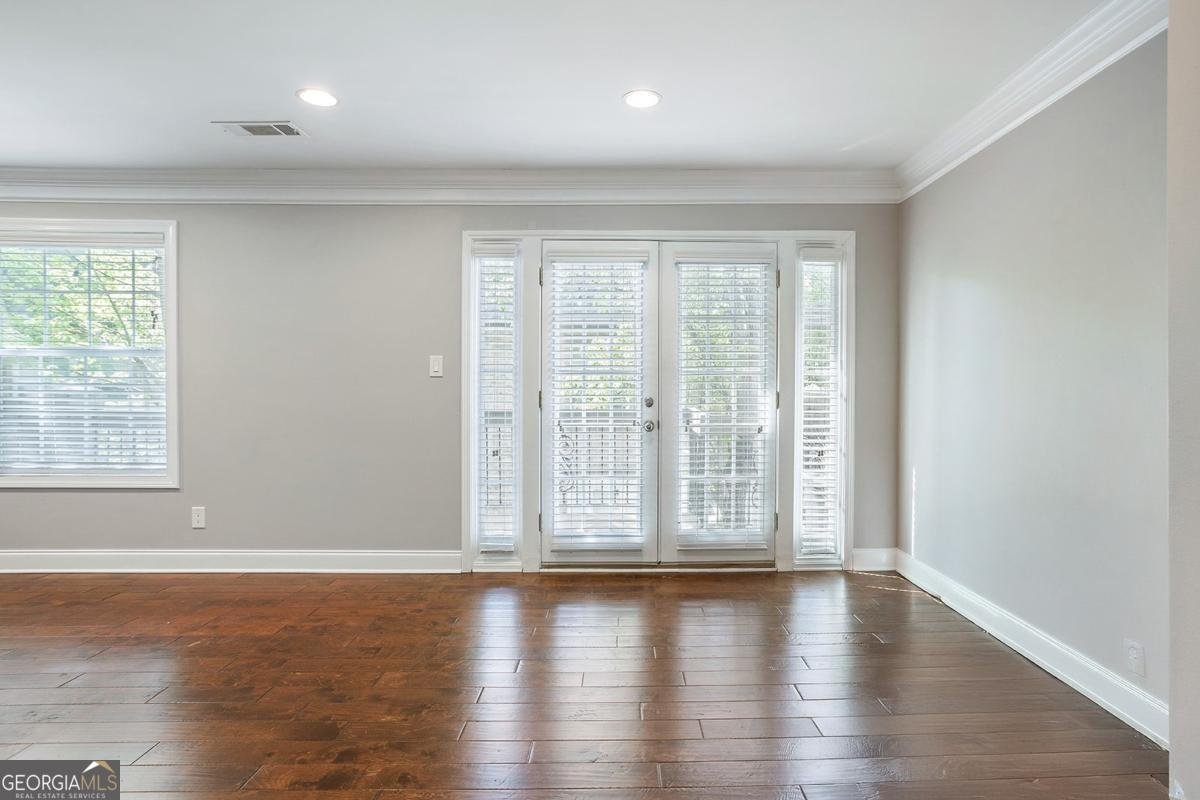 6980 Roswell Road Atlanta - 13