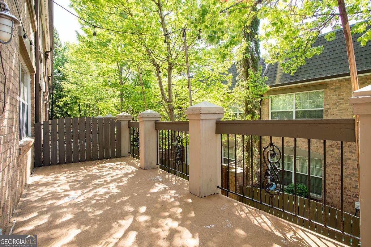 6980 Roswell Road Atlanta - 23