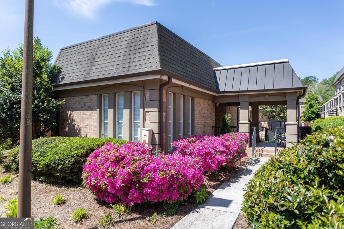 6980 Roswell Road Atlanta - 26