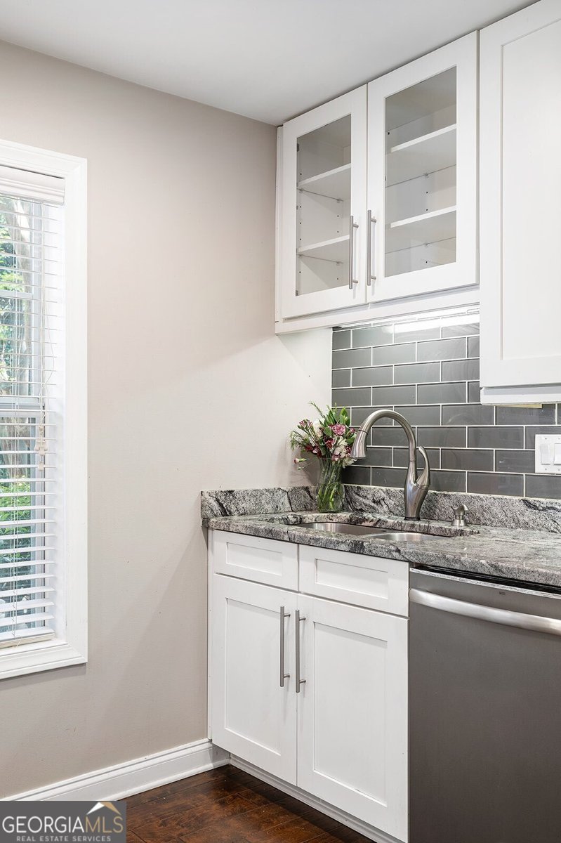 6980 Roswell Road Atlanta - 4