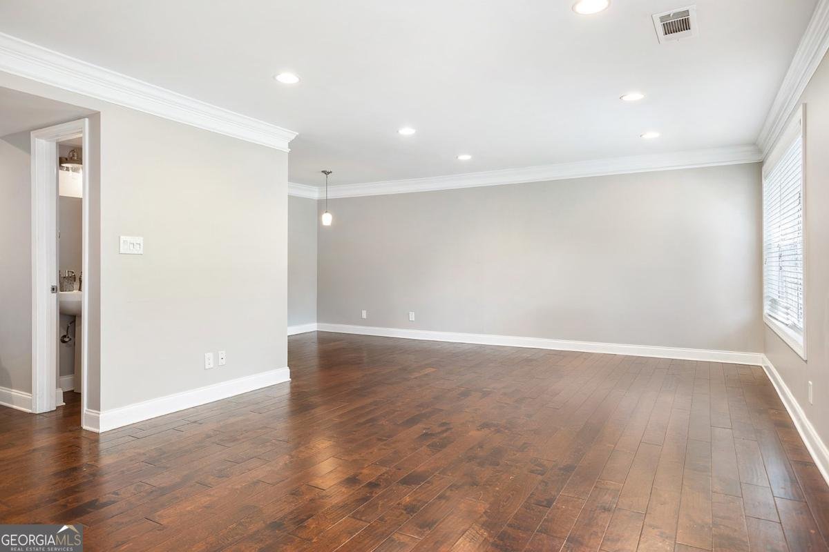 6980 Roswell Road Atlanta - 9