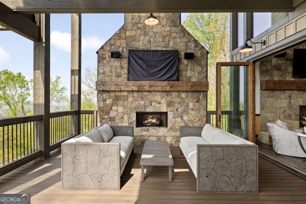585 Blue Ridge Heights Drive Blue Ridge - 26
