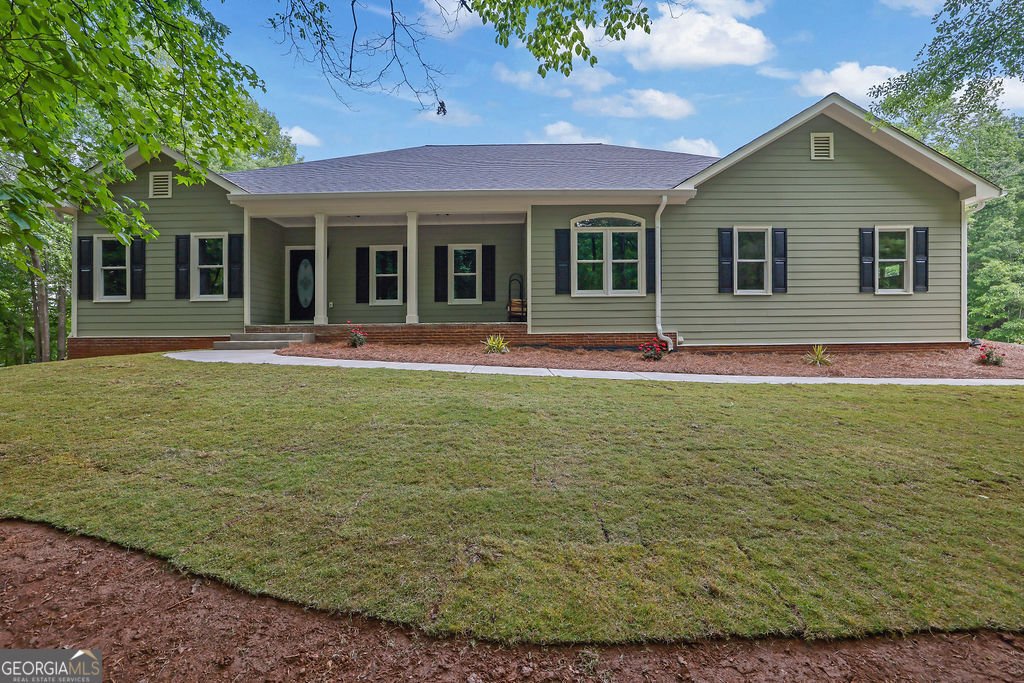 216 Scenic Drive Hoschton - 1