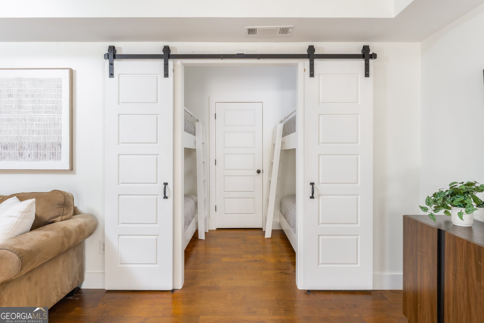 1630 Dogwood Drive Greensboro - 23