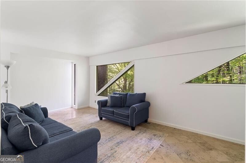 1121 Dawn View Lane Atlanta - 41