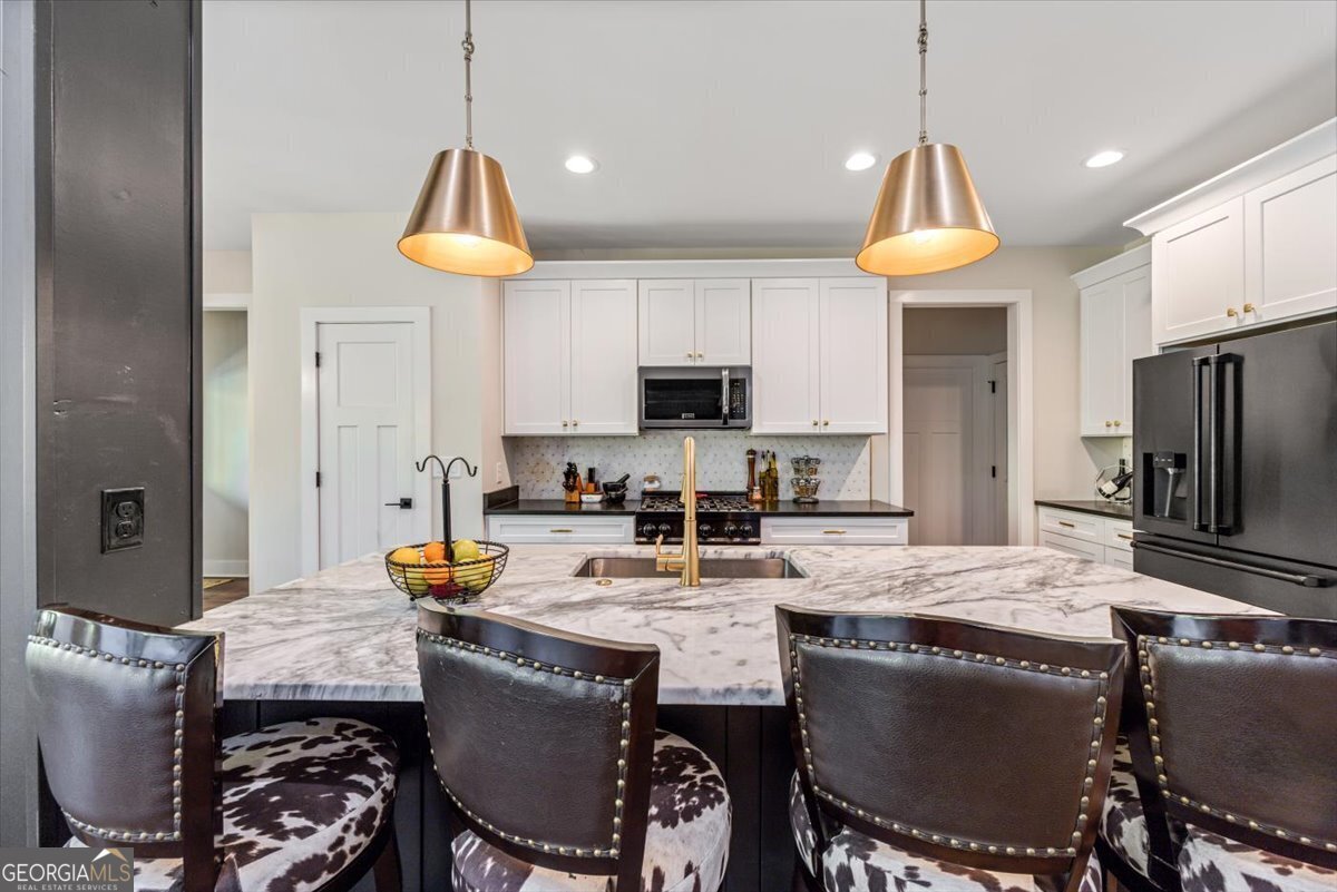 200 River North Boulevard Macon - 8