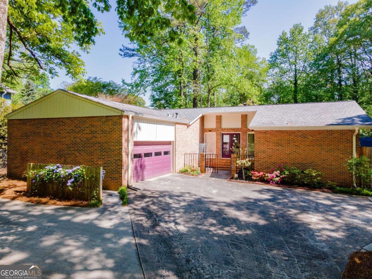 3290 Custer Lake Drive Marietta - 2