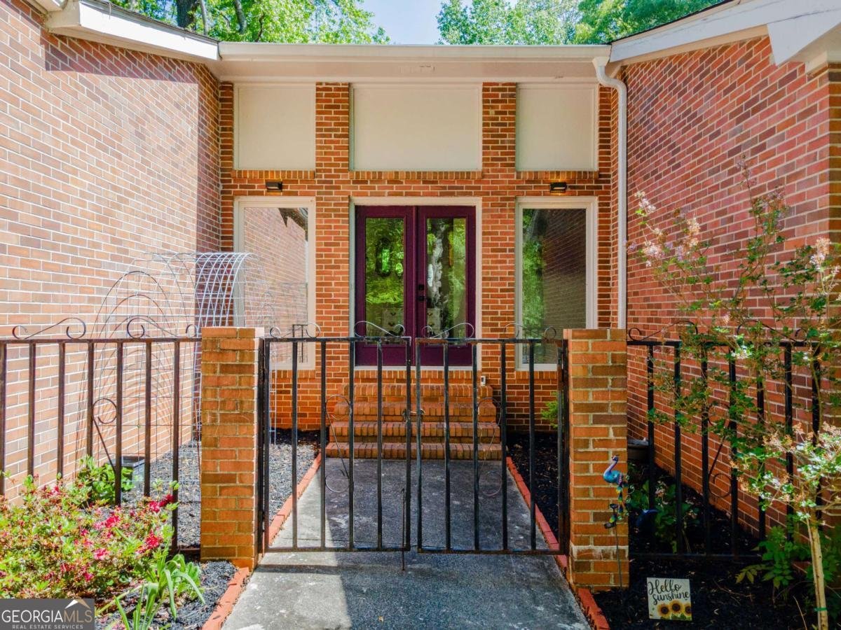 3290 Custer Lake Drive Marietta - 3