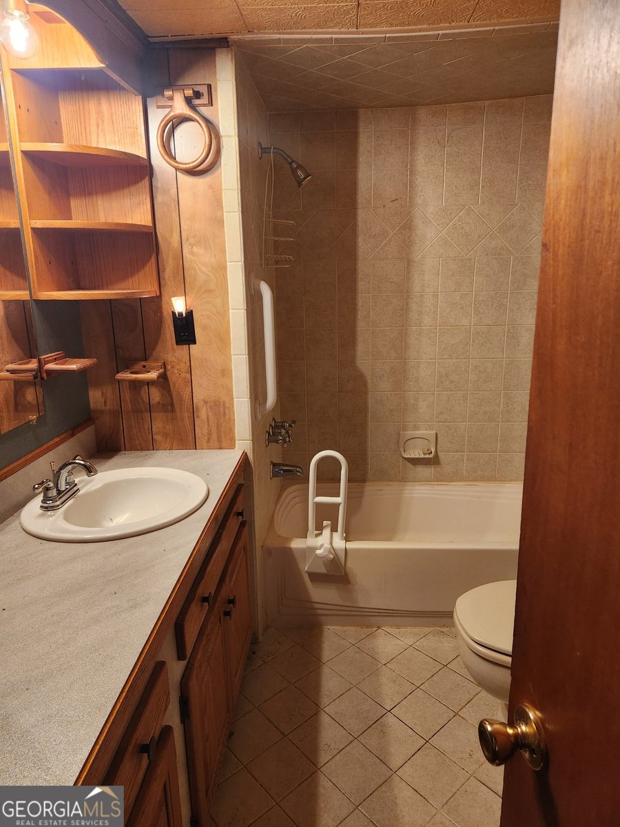 237 Weavers Lake Front Road Jackson - 12