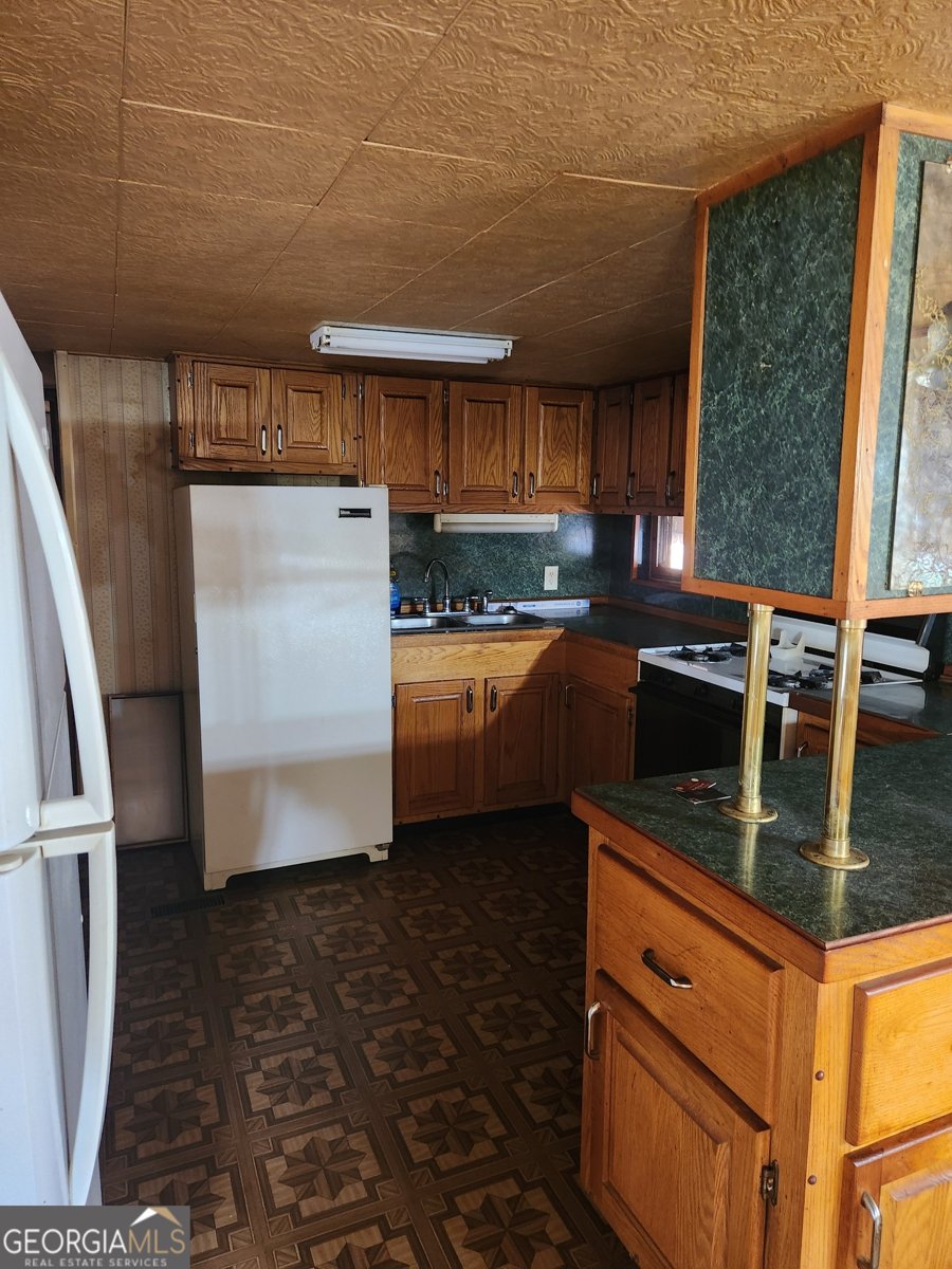 237 Weavers Lake Front Road Jackson - 14