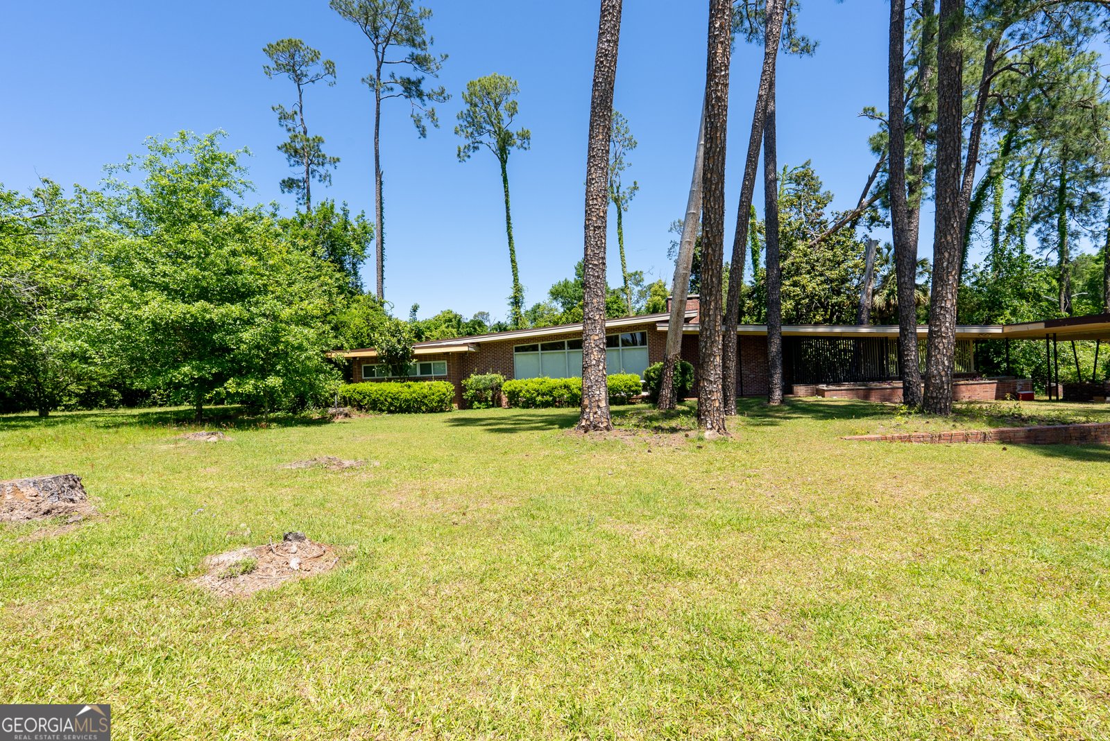 482 Curry Street Pelham - 2