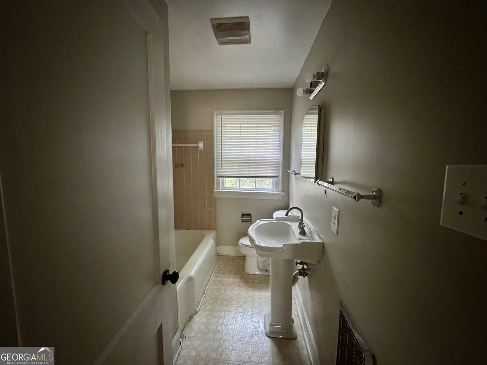 2410 Kingsley Drive Macon - 16
