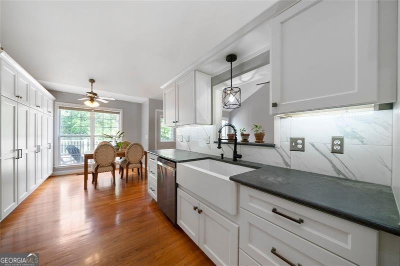 31 CLEARVIEW Drive Cartersville - 14