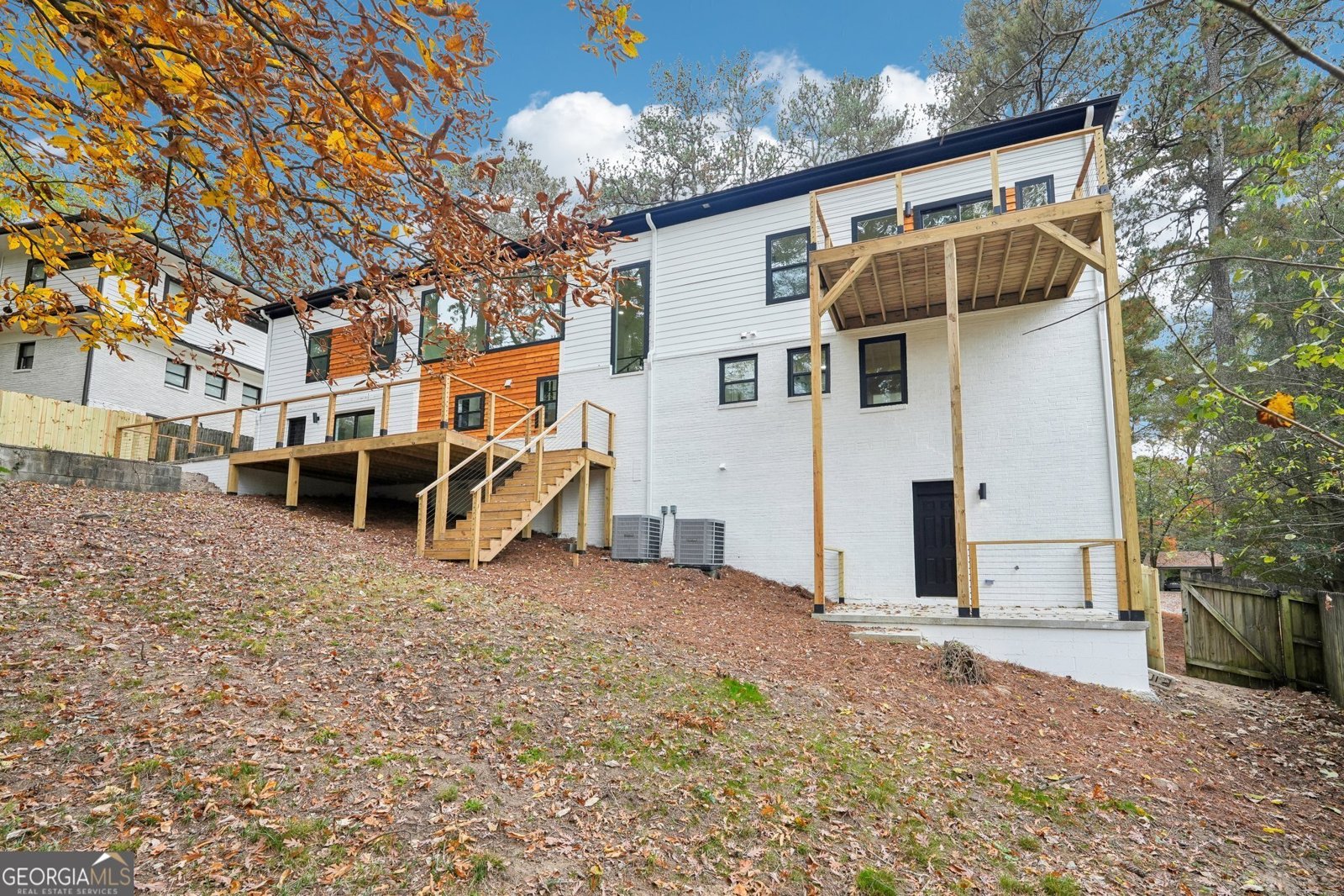 2396 SUNSET Drive Atlanta - 2