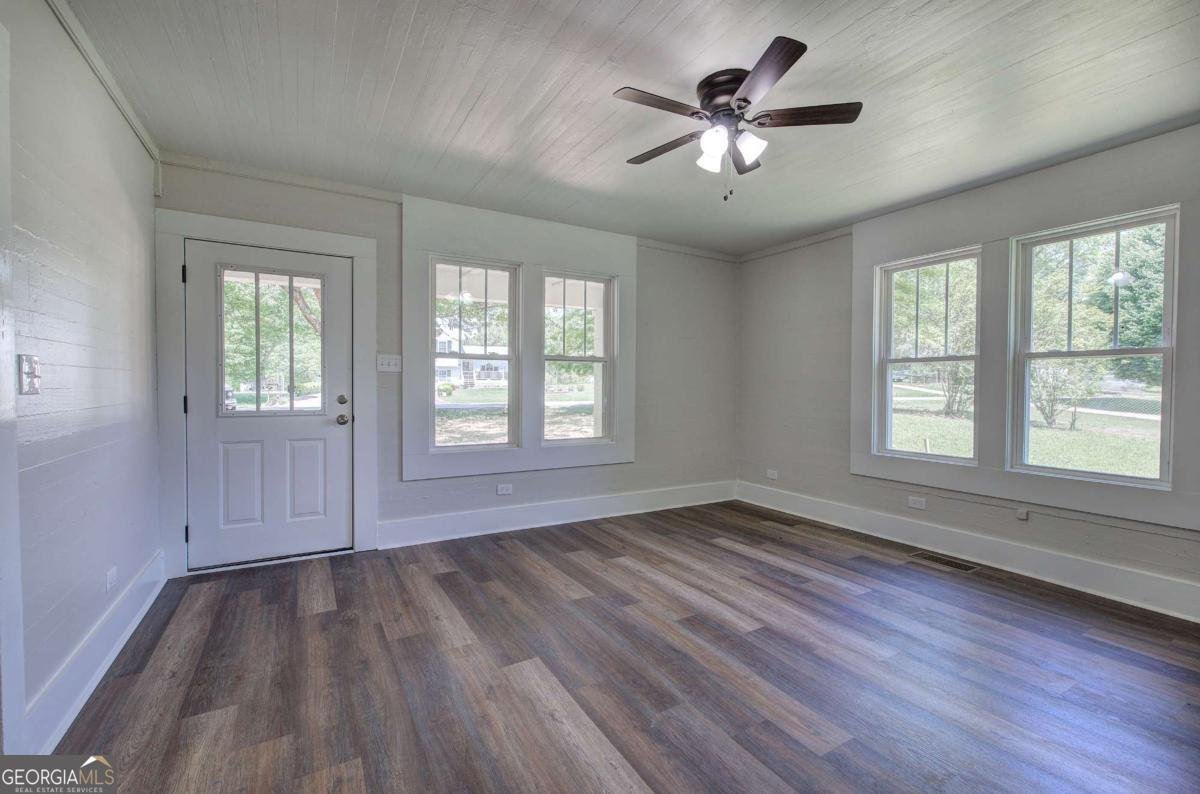 899 Marshall Fuller Road Dallas - 10
