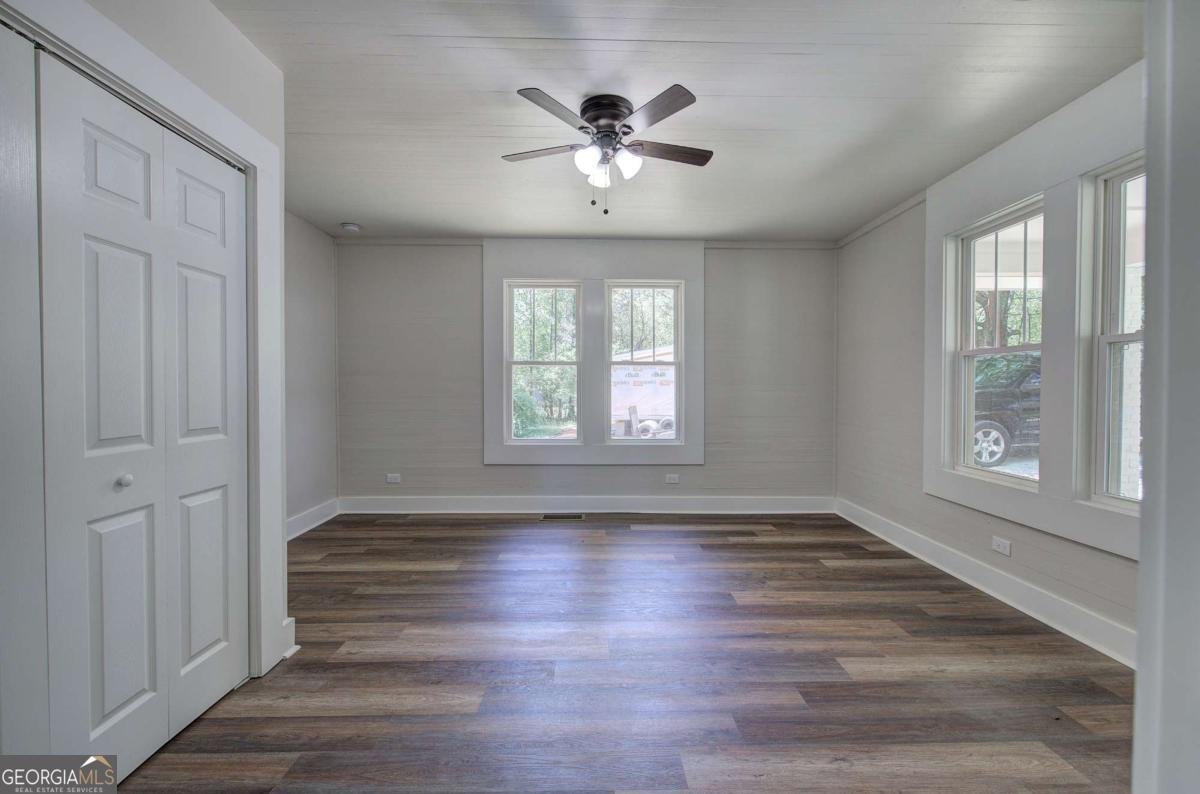 899 Marshall Fuller Road Dallas - 11