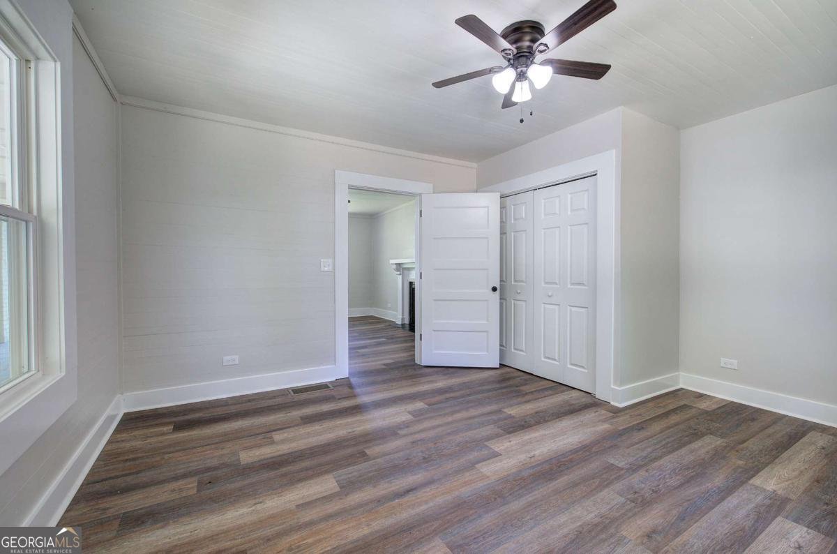 899 Marshall Fuller Road Dallas - 12