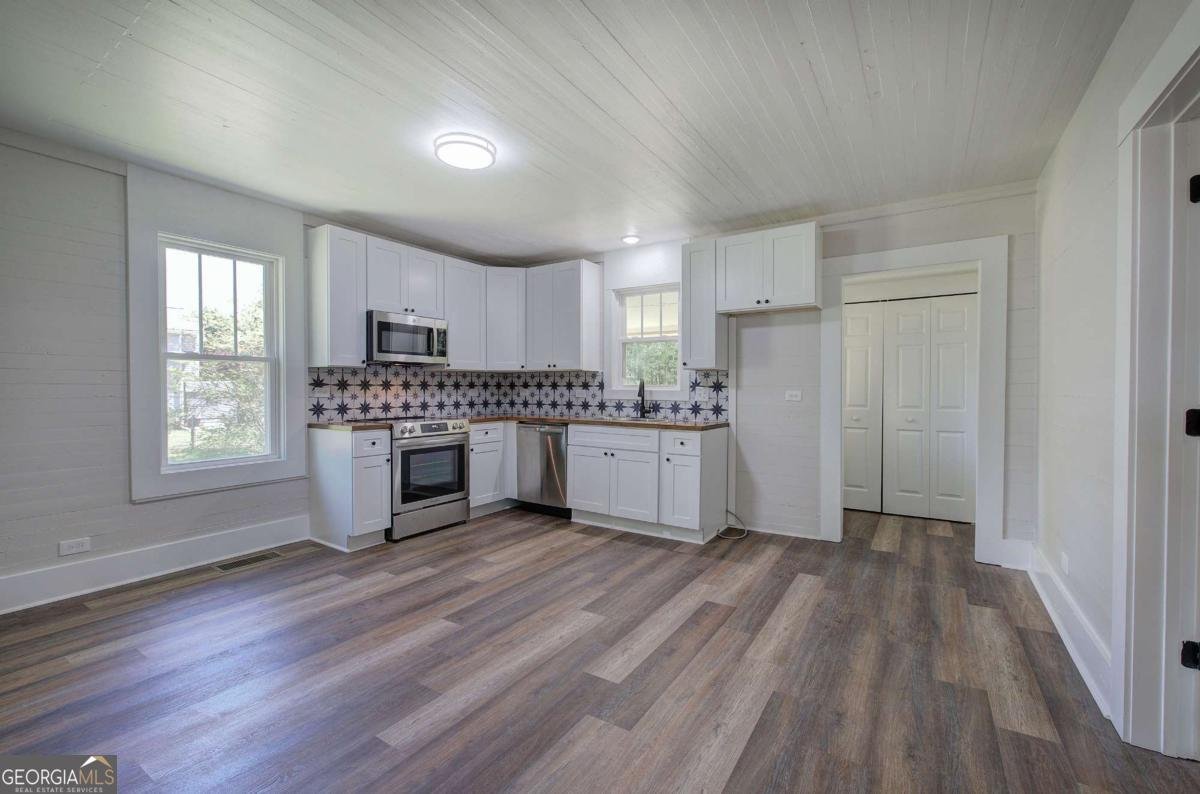 899 Marshall Fuller Road Dallas - 14