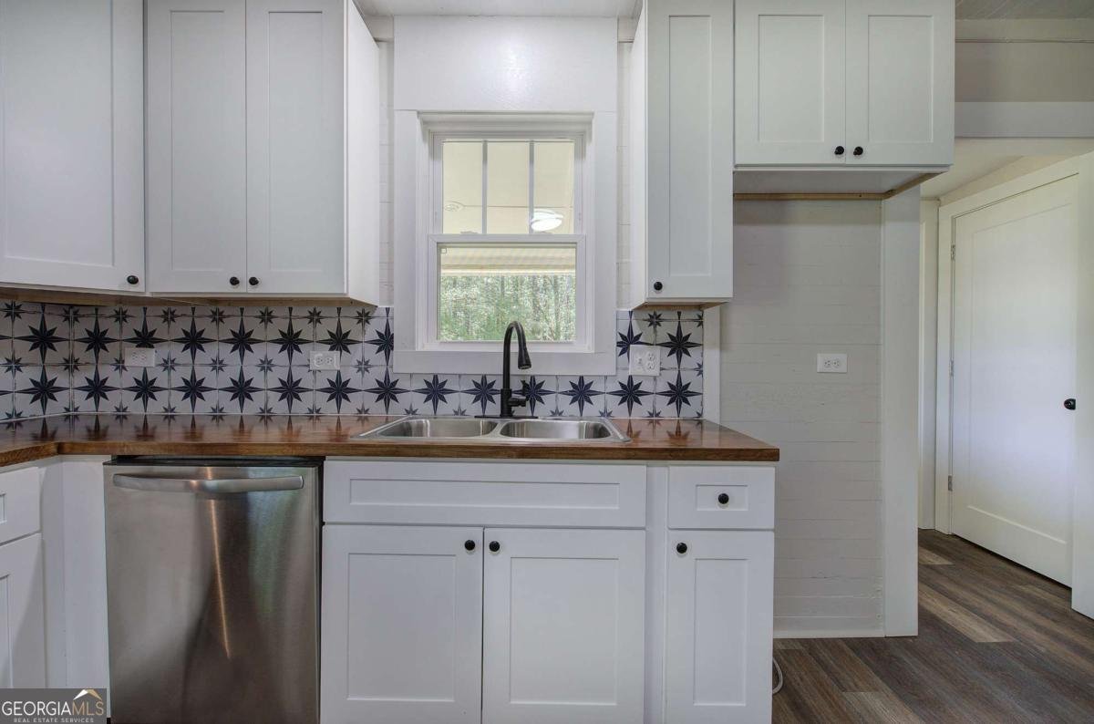 899 Marshall Fuller Road Dallas - 18