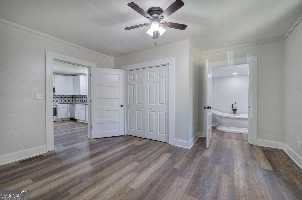 899 Marshall Fuller Road Dallas - 23