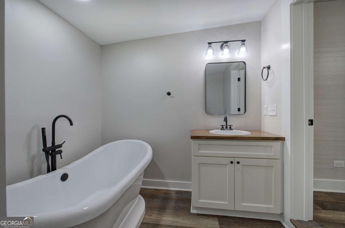 899 Marshall Fuller Road Dallas - 26