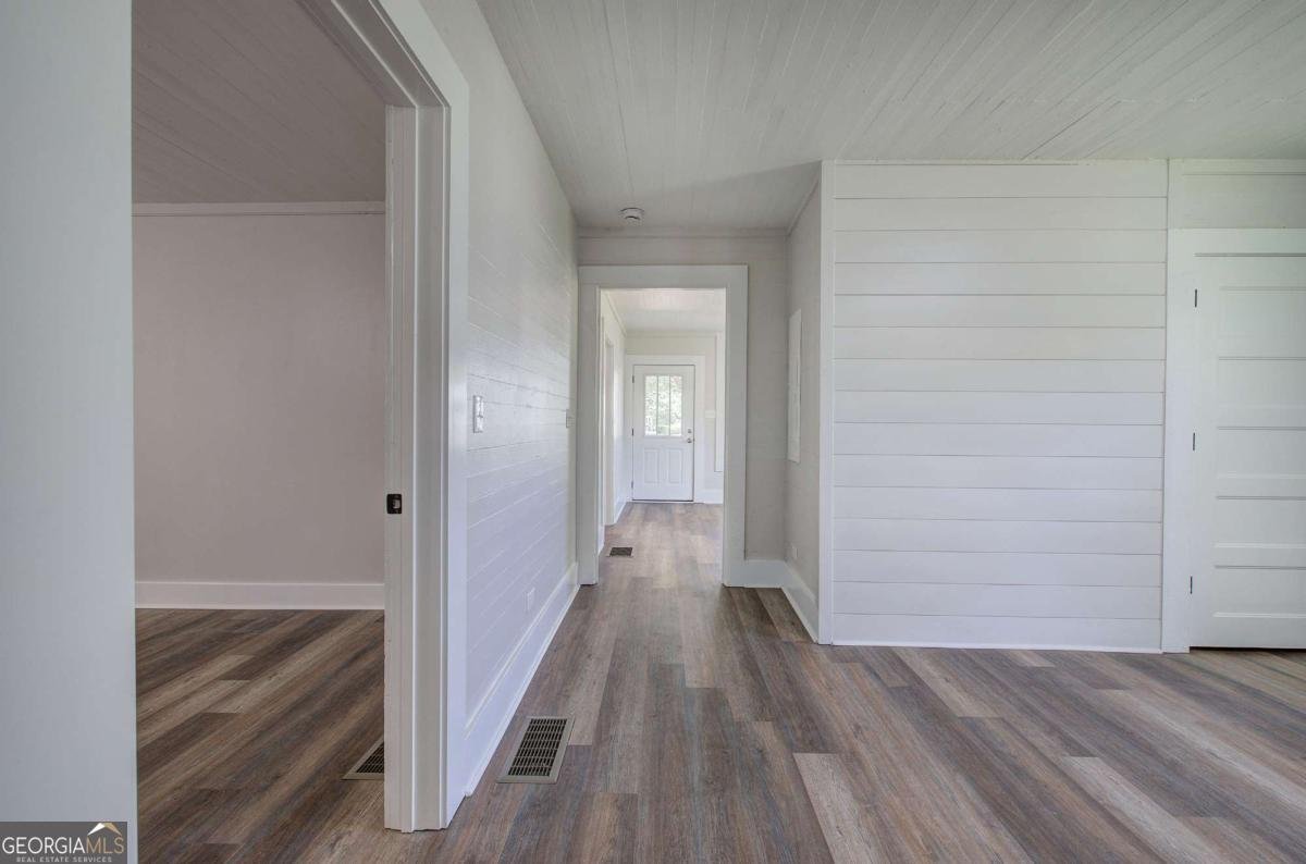 899 Marshall Fuller Road Dallas - 33