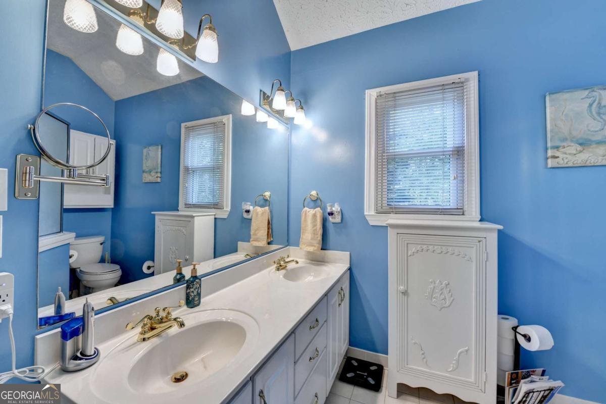 4735 Rabbit Farm Road Loganville - 37
