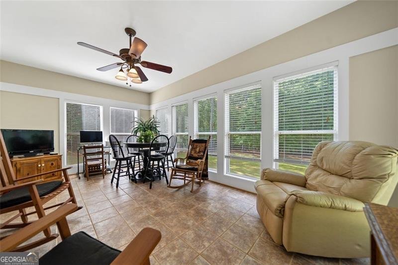 521 KLINE Shady Dale - 24
