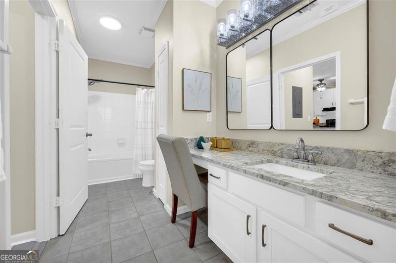 821 RALPH MCGILL Boulevard Atlanta - 18