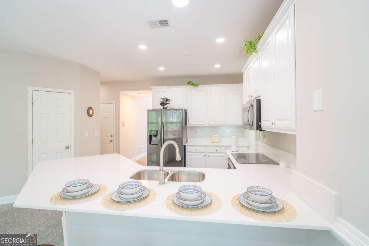 3819 Meandering Way Lilburn - 13