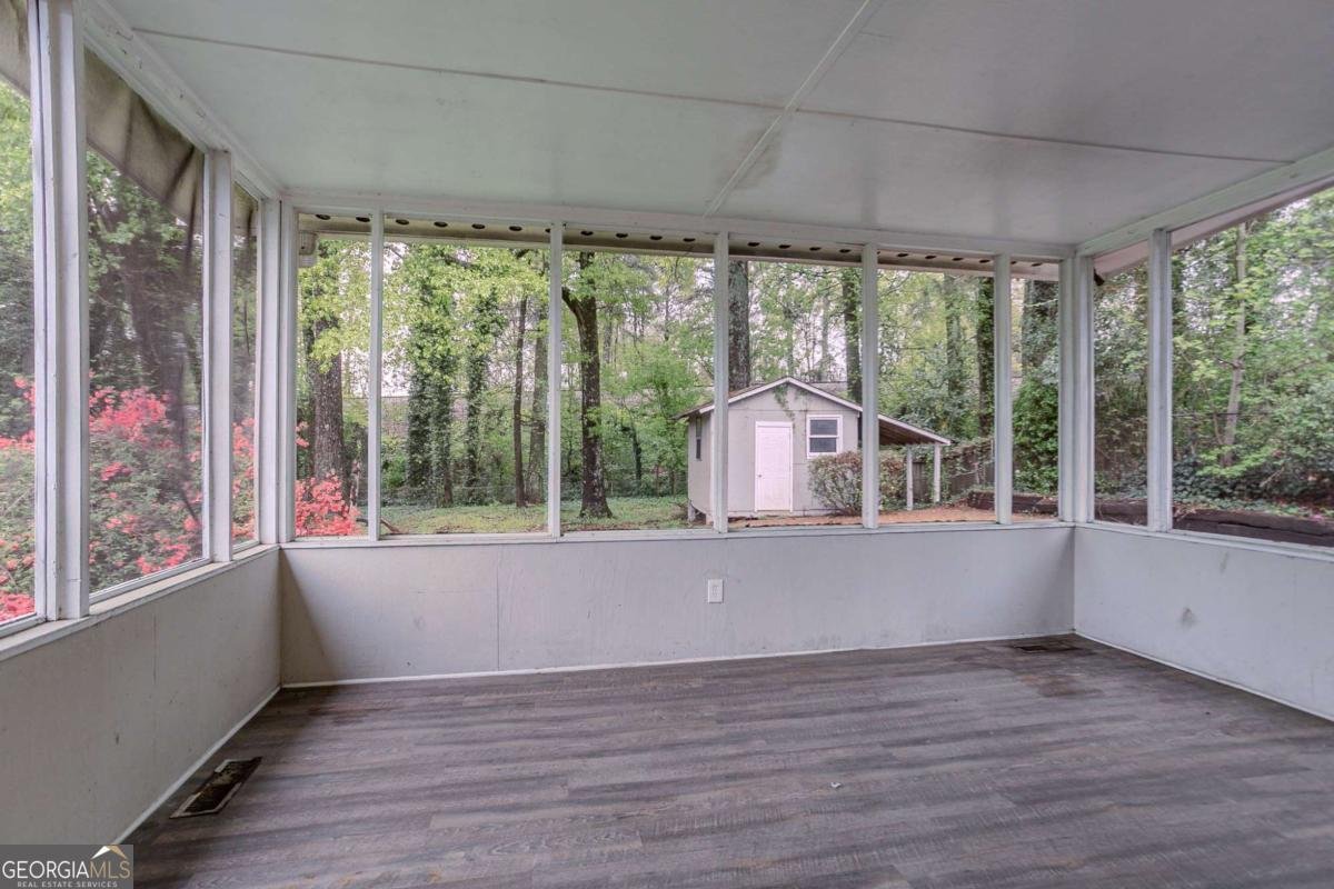 2038 Thomasville Drive Atlanta - 22