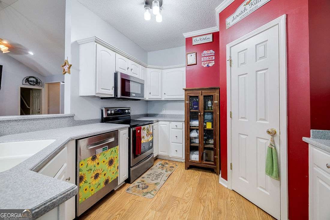 106 Cedar Drive Springfield - 12
