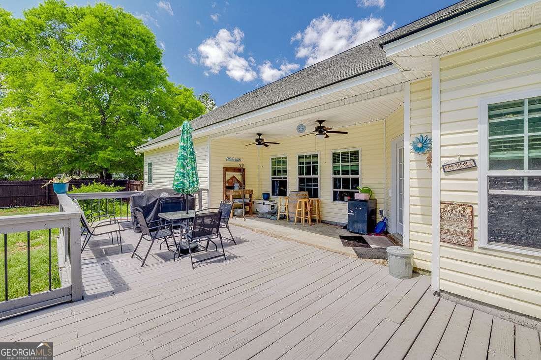 106 Cedar Drive Springfield - 26