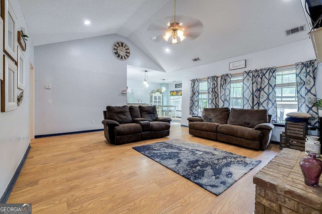 106 Cedar Drive Springfield - 6