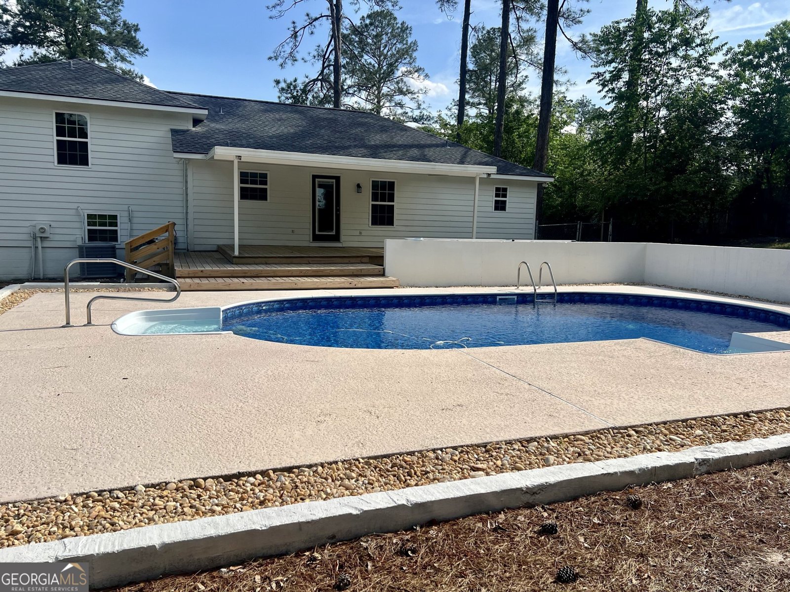 2553 Foxfire Lane Waycross - 30