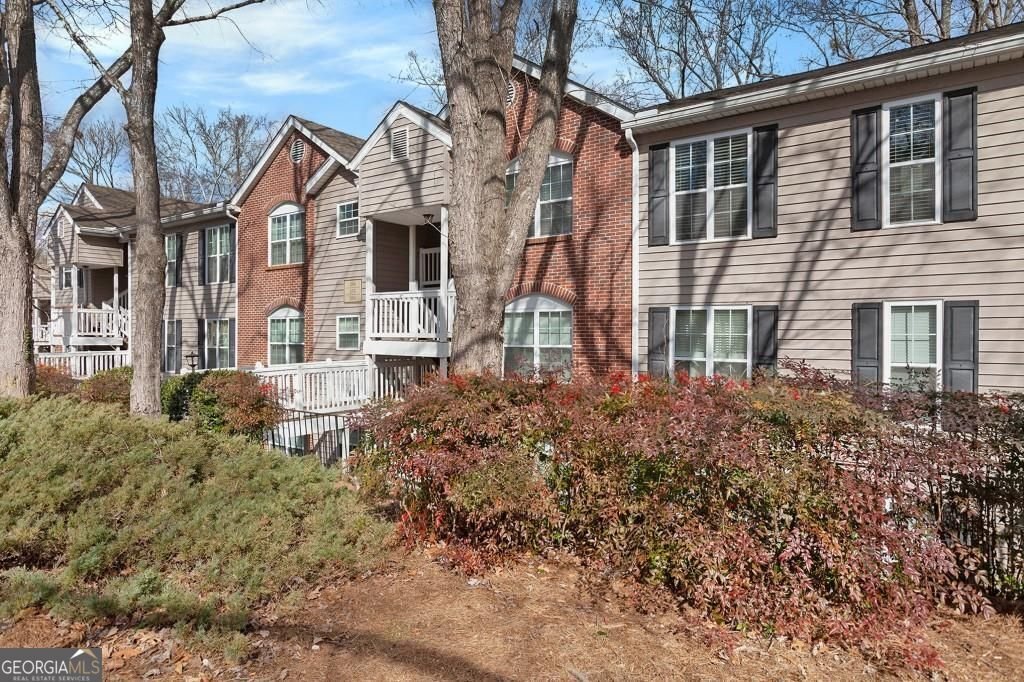 384 Teal Court Roswell - 2
