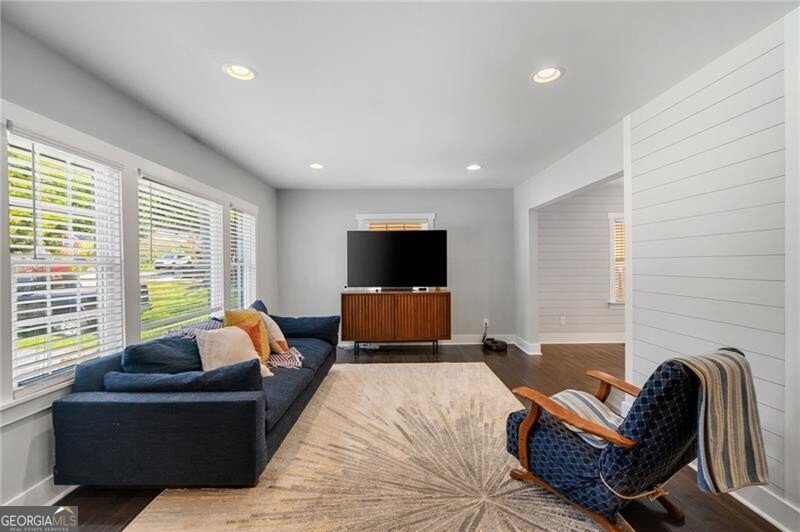 1535 Deerwood Drive Decatur - 4